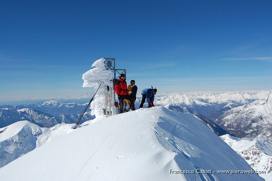 03 Siamo in cima.jpg